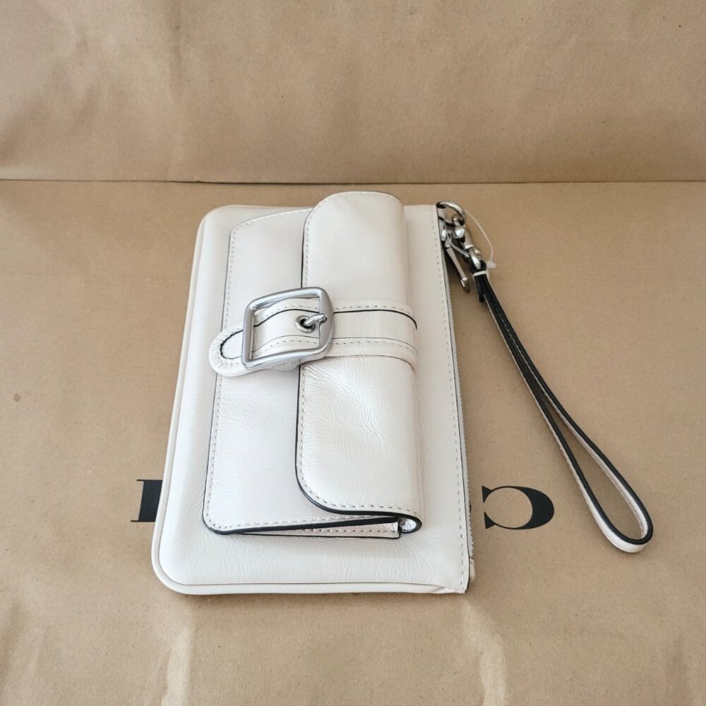 Coach CDY04 Ashton Wristlet Shiny crinkle leather Chalk Patent Clutch Bag Wallet - Picture 6 of 8